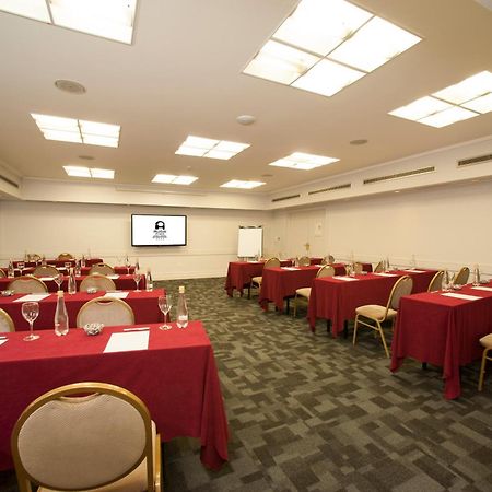 Austral Plaza Hotel Комодоро Ривадавия Екстериор снимка